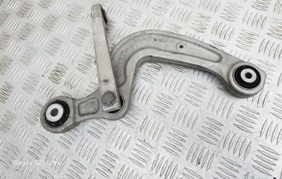 Rear control arm