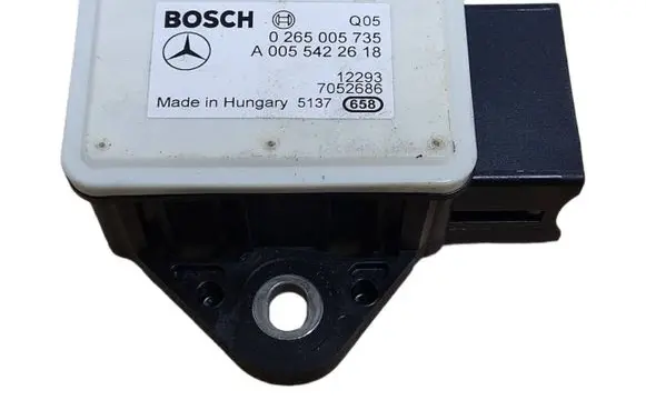 Mercedes-Benz E W212 ESP acceleration yaw rate sensor A0055422618 0265005735