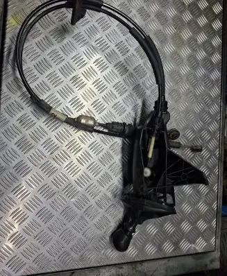 Opel Vivaro Gear shifter/selector 
