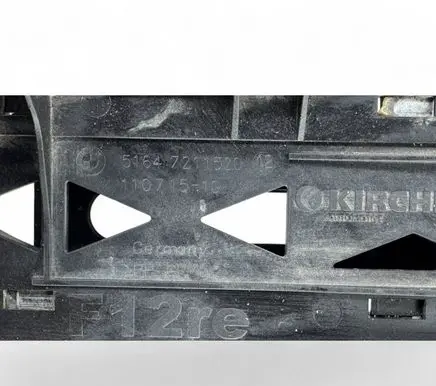 Headlight/headlamp mounting bracket