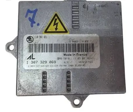 Skoda Octavia Mk2 (1Z) Headlight ballast module Xenon 1307329069