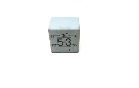 Volkswagen Touareg I Other relay 141951253B 20240072