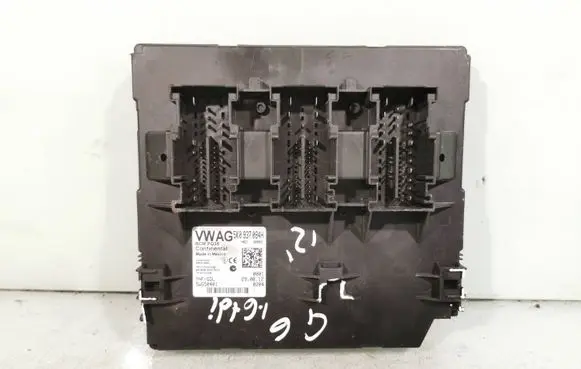 Volkswagen Golf VI Other control units/modules 5K0937084H 5WG50401