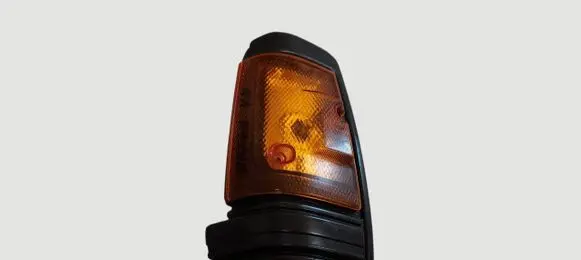 Nissan 720 Front indicator light IKI5111 IKI