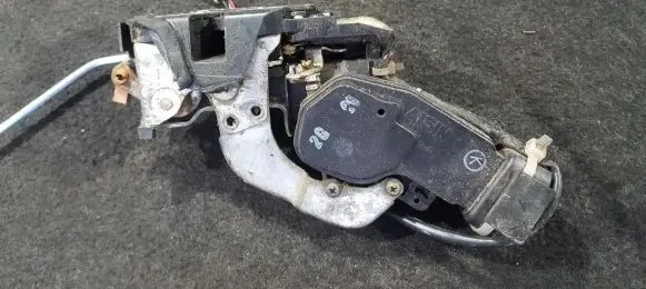 Suzuki Grand Vitara I Front door lock