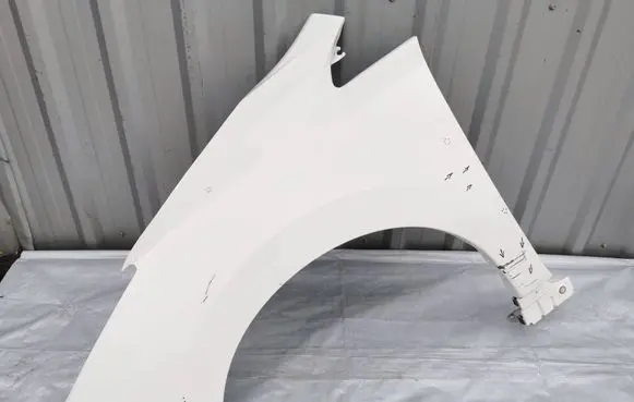 Nissan Leaf II (ZE1) Fender -NISSAN-LEAF-II-