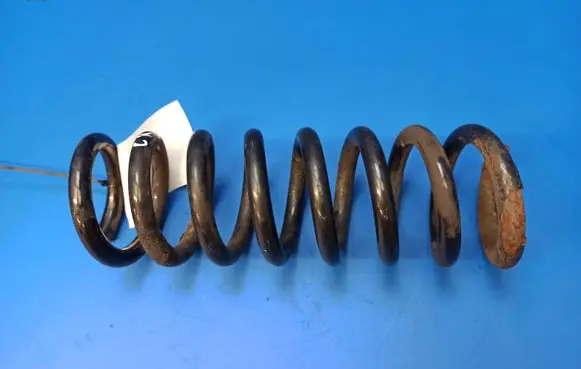 Mercedes-Benz C W203 Rear coil spring