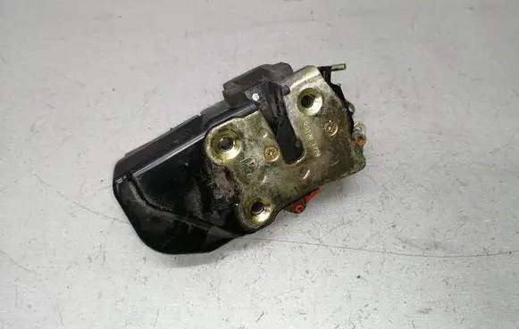 Chrysler 300M Front door lock