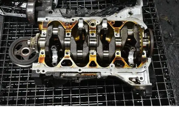 Nissan Qashqai Engine block MR20