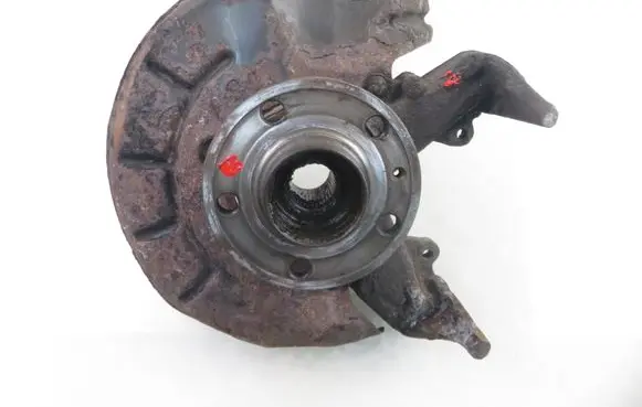Skoda Fabia Mk1 (6Y) Front wheel hub spindle knuckle