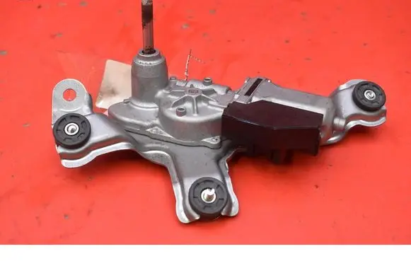 Toyota Avensis Verso Rear window wiper motor 8513005060