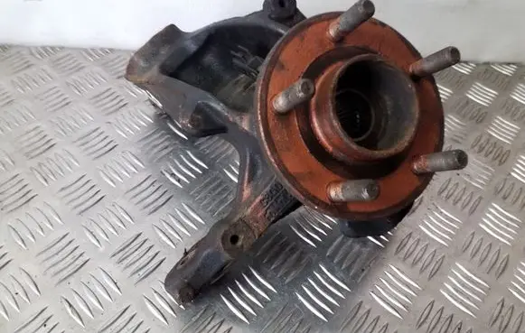 Ford Focus Front wheel hub spindle knuckle AV613K170
