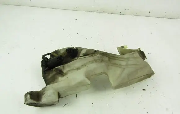 Audi A4 S4 B7 8E 8H Windshield washer fluid reservoir/tank 