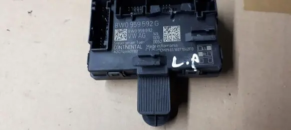 Audi A4 S4 B9 Door control unit/module 8W0959592G