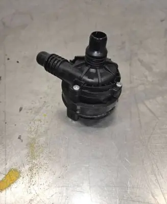 Mercedes-Benz E W214 Electric auxiliary coolant/water pump A0005006300