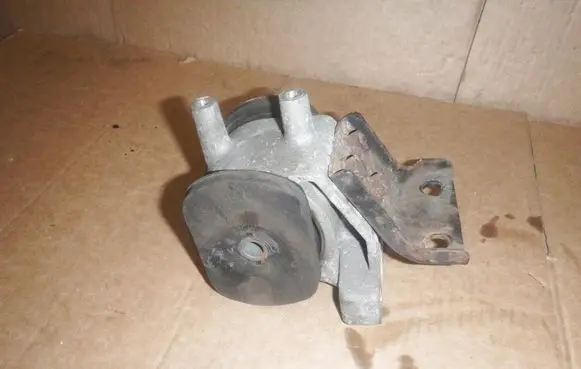 Gearbox mount