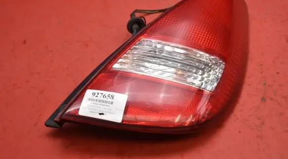 Suzuki Liana Rear/tail lights