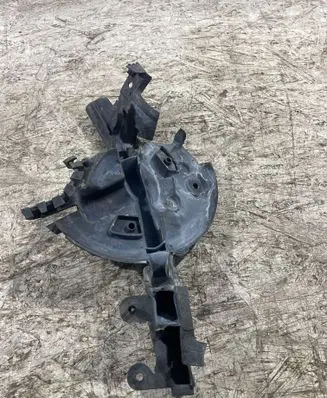 BMW 5 G30 G31 G38 Engine compartment rubber 5176 18068510 8066661