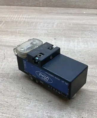 Ford Galaxy Coolant fan relay 95VW8653AA 7MO000317