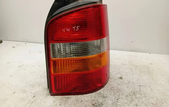 Volkswagen Transporter - Caravelle T5 Rear/tail lights 157270R