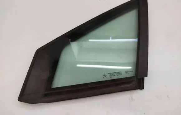 Citroen C4 I Front vent window/glass (coupe) 9201E8