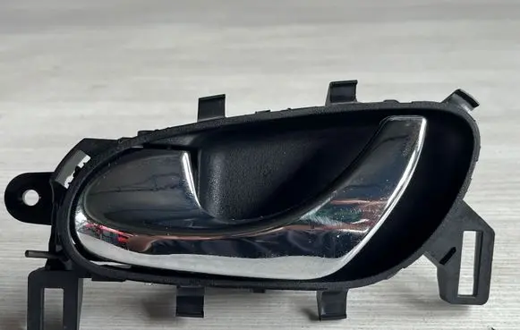 Nissan Navara D23 Front door interior handle 806714EA