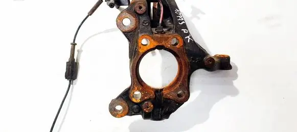 Mazda CX-30 Front wheel hub 