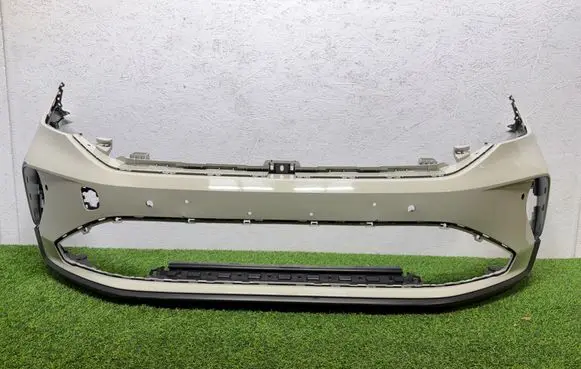 Volkswagen Taigo Front bumper 2G7807221C