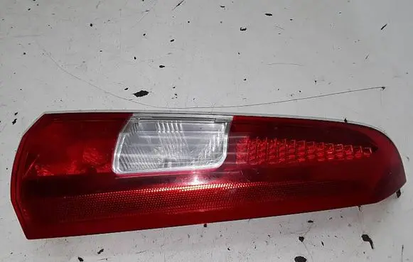 Volvo V70 Rear/tail lights 160986