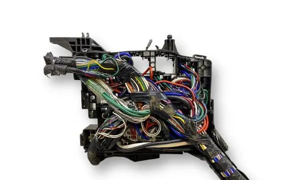 Toyota Verso Fuse box set 821110FQ00ET Q00E4415062 201UJ15004620