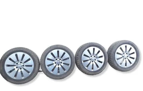 Mercedes-Benz B W246 W242 R17 alloy rim A2054012100 A1714000125 22550R17
