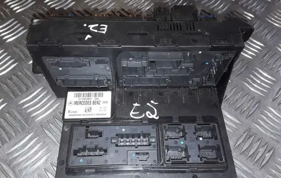Mercedes-Benz E W211 Comfort/convenience module 2115453801 211545380100
