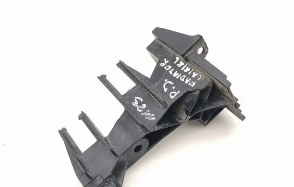 Audi A6 S6 C7 4G Radiator mount bracket 4G0805202B