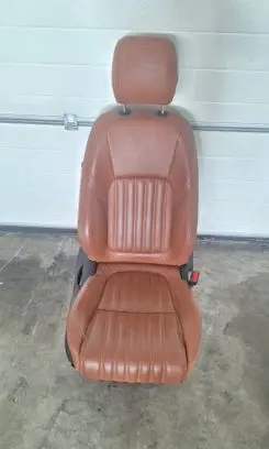 Jaguar F-Pace Front passenger seat 