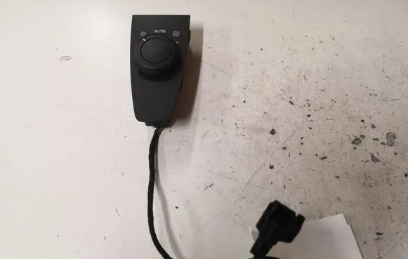 Citroen C4 Grand Picasso Interior fan control switch 9659796877 A53000600