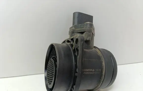 Volkswagen Golf IV Mass air flow meter 18030