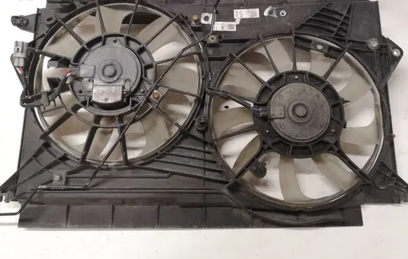 Toyota Avensis T270 Electric radiator cooling fan 160400R160 MF4227503773