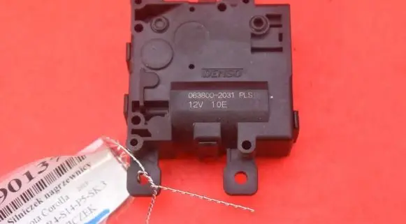 Toyota Corolla E10 Air flap motor/actuator 063800-2031