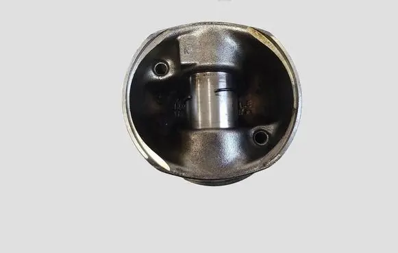 BMW 3 E90 E91 Piston 0000