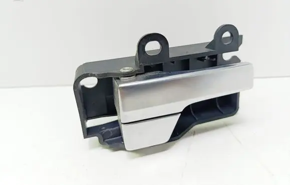 Rear door interior handle