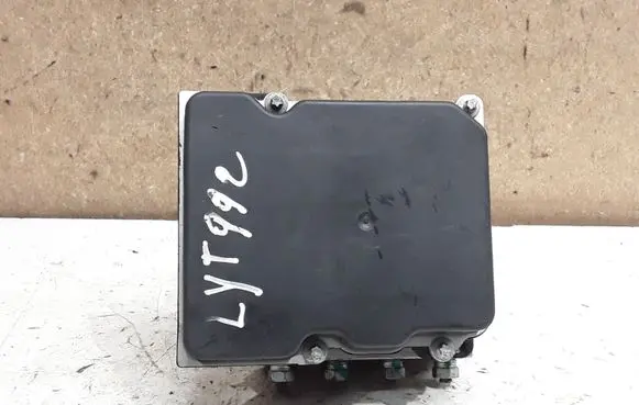 Toyota Verso ABS Pump 445400F070 0265952184