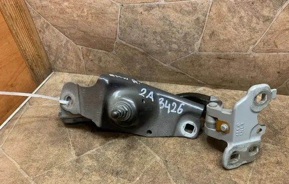 BMW 6 G32 Gran Turismo Tailgate/trunk/boot hinge 7397891