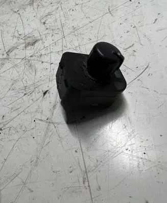 Audi A4 S4 B6 8E 8H Wing mirror switch 8E0959565