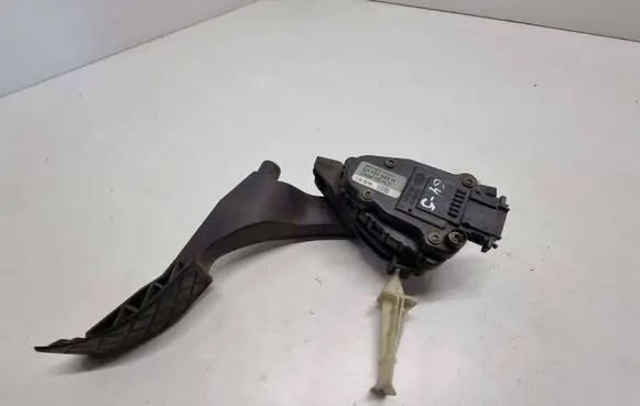 Volkswagen Golf IV Accelerator throttle pedal 1J1721503H 6PV00777001