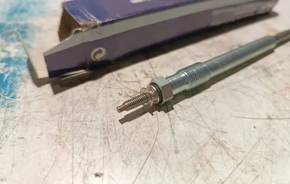 Opel Vectra B Glow plug 0100226206