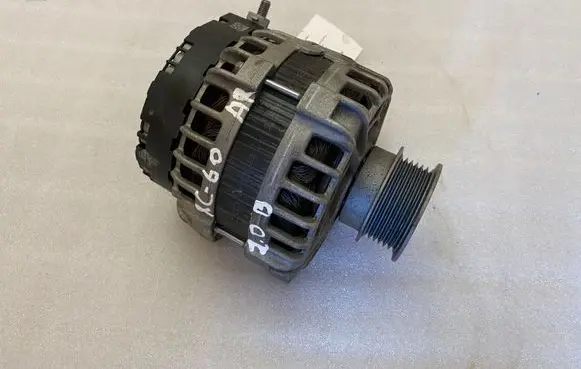 Volvo XC60 Generator/alternator 31489212