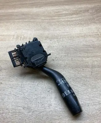 Mazda 626 Wiper control stalk 17B122
