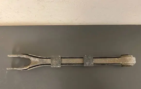 Mercedes-Benz CLS C219 Rear control arm A2303520088