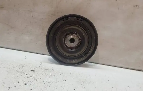 Volvo V50 Crankshaft pulley 9643354180