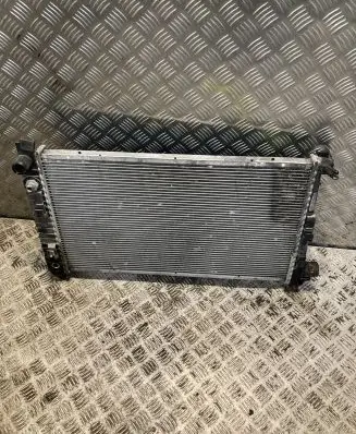 Mercedes-Benz Vaneo W414 Coolant radiator 1685001502 A1685001502